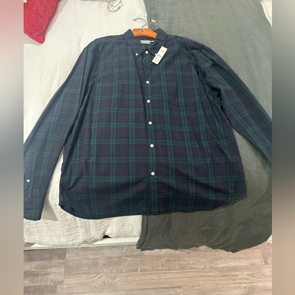 JCrew Men’s Button Down Shirt